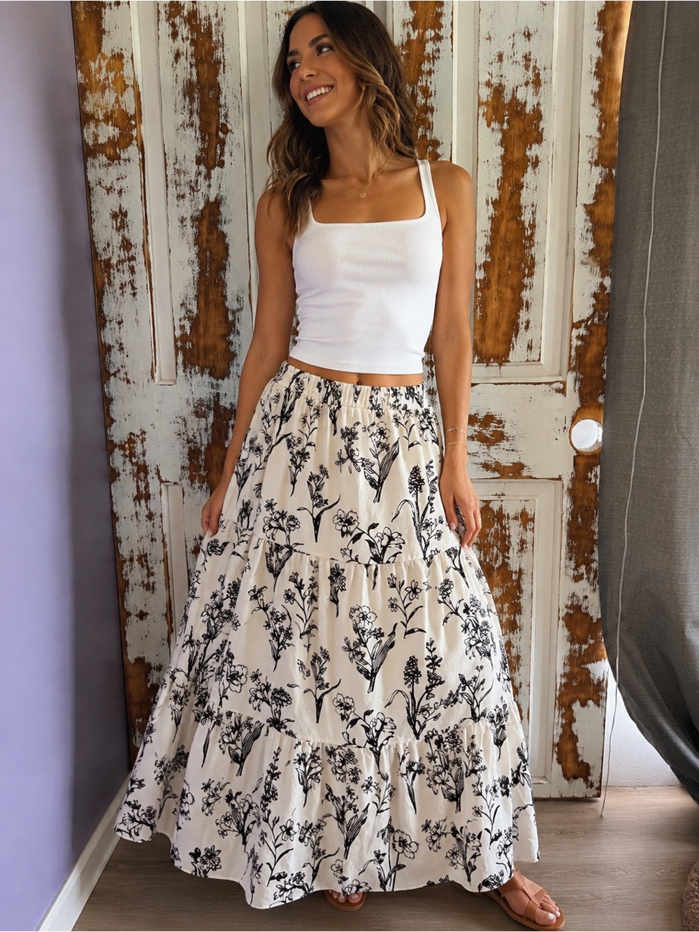 Cottagecore Soft Girl Parisian Chic Monochrome Floral Print Maxi Skirt Size L